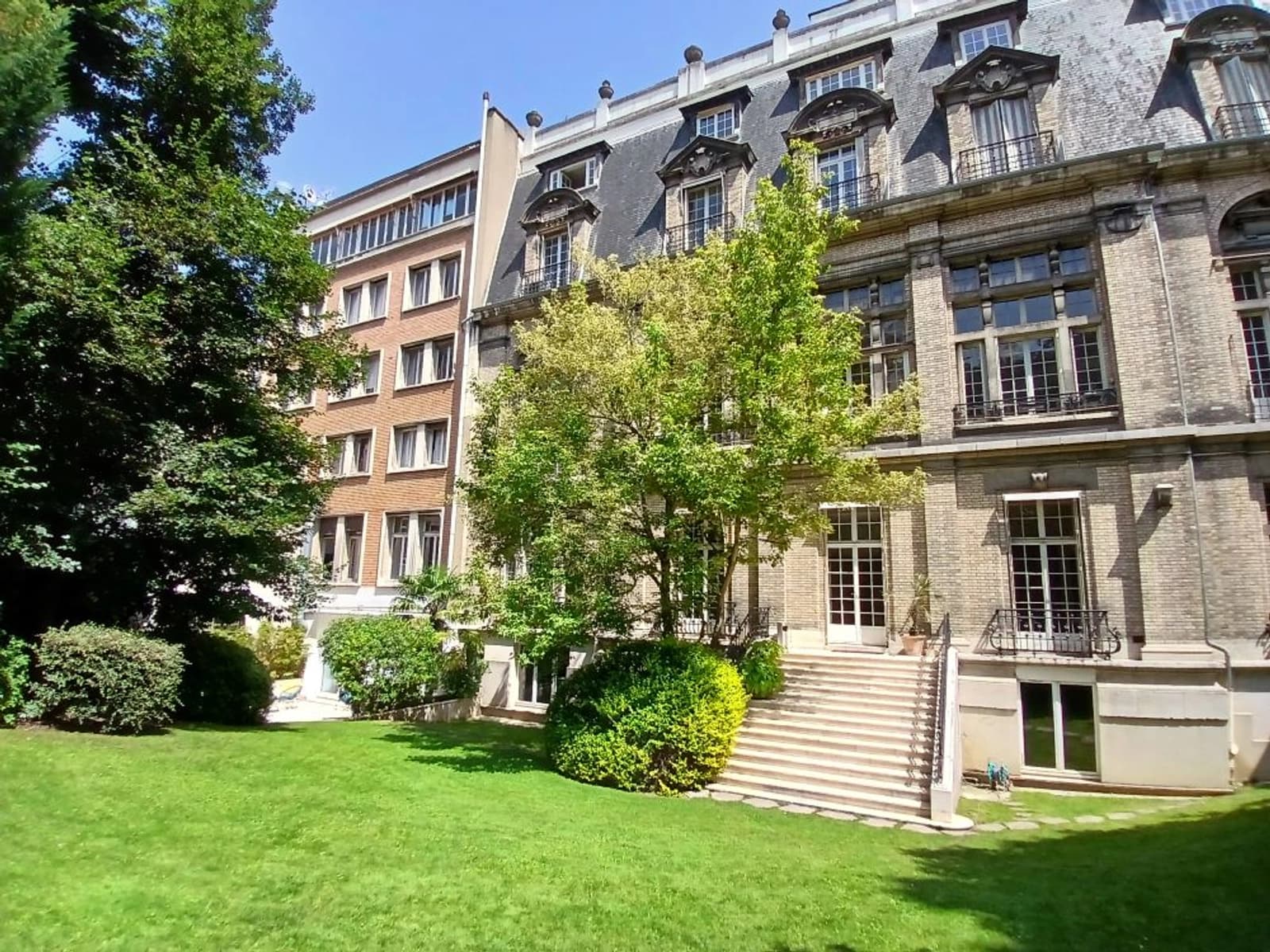 Espace Jardin privatif au sein du XVIème arrondissement de Paris - 1