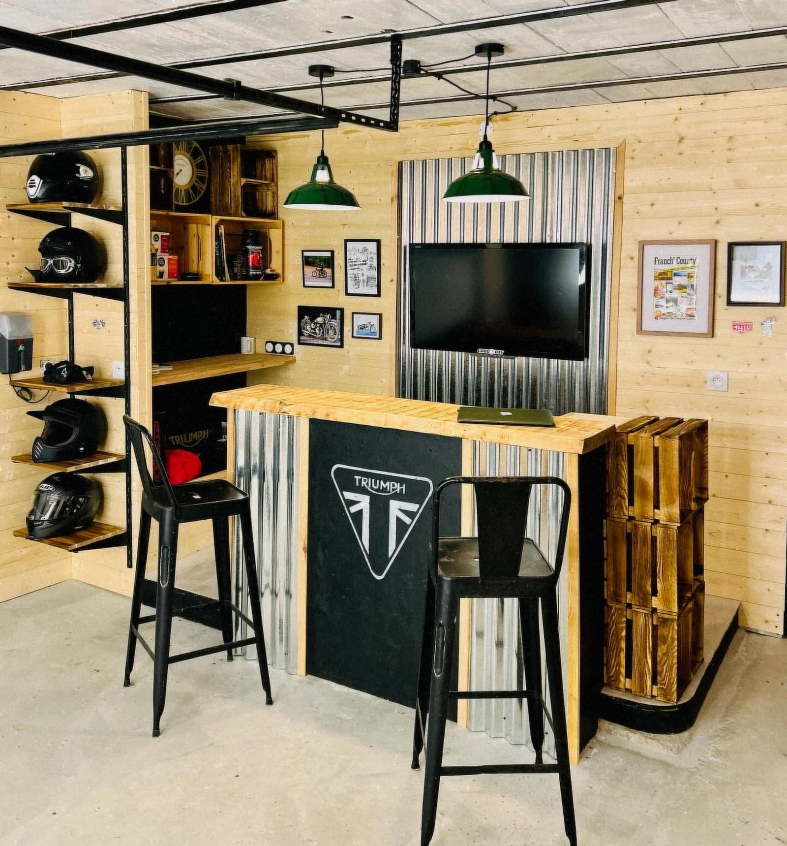 Space Gite and motorcycle rental - 0