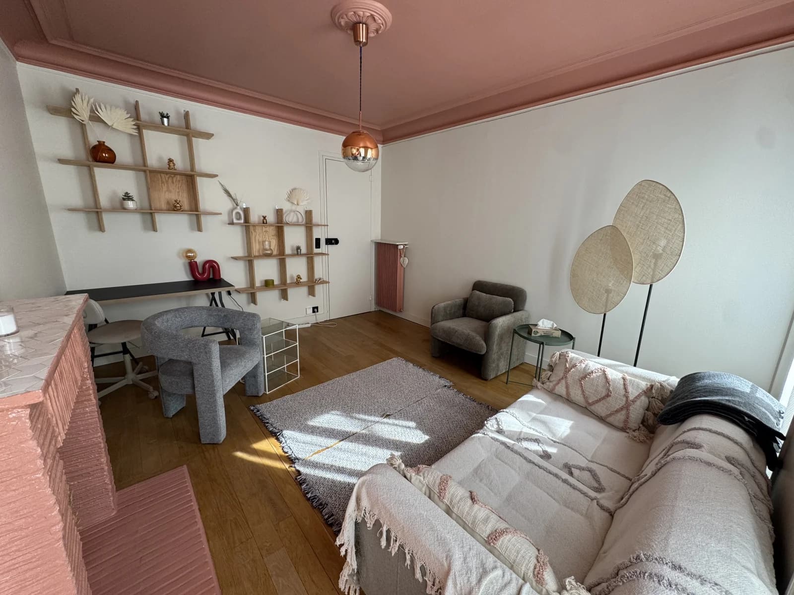 Espace Cabinet de thérapie – Idéal tournages médicaux & bien-être - 0