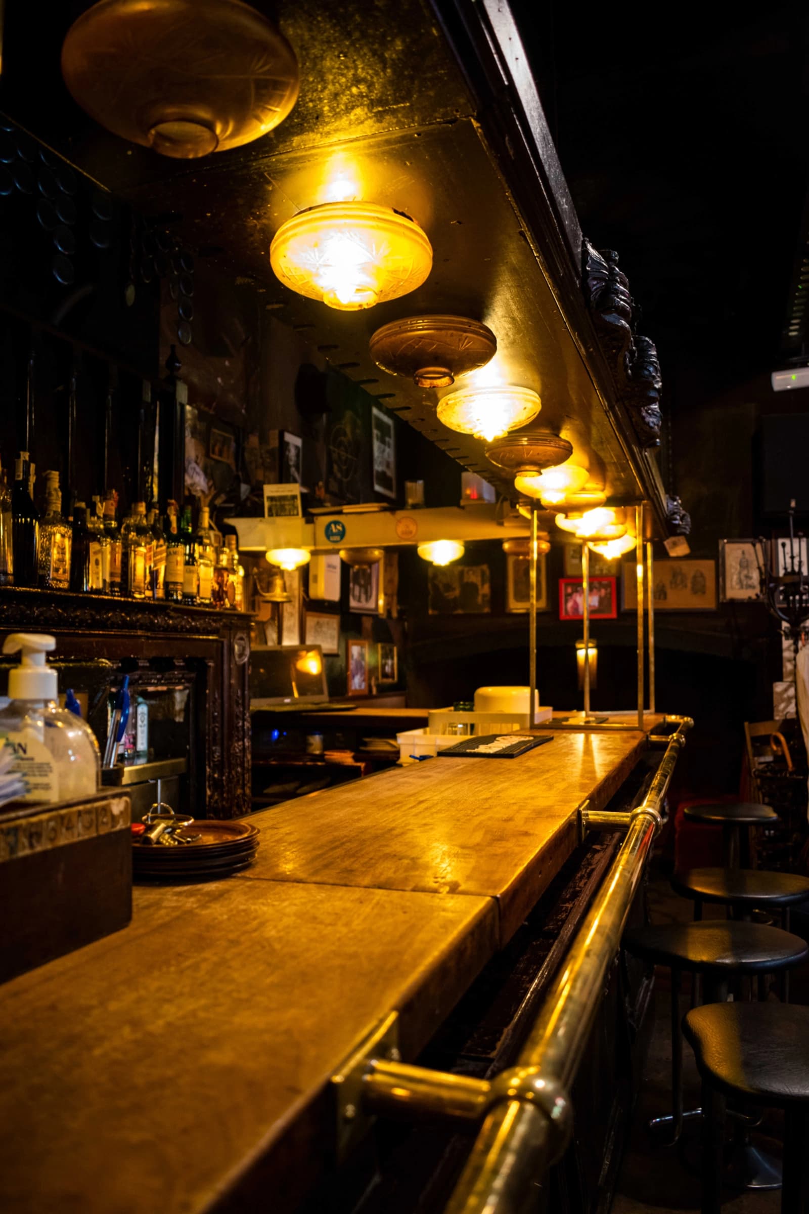 Space Bar Speakeasy Vintage & Romantic - 4