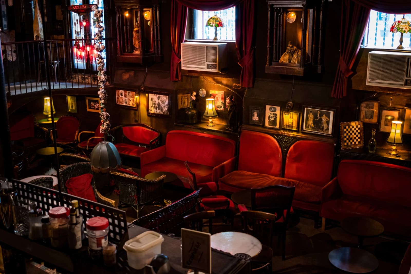 Space Bar Speakeasy Vintage & Romantic - 0