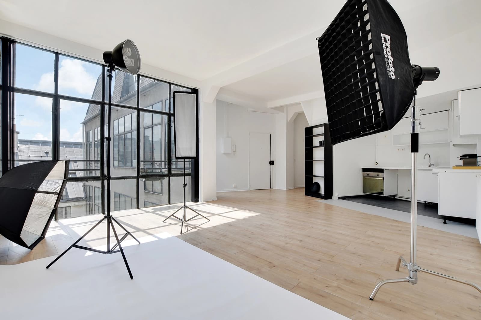 Space Photo studio with training room - 0