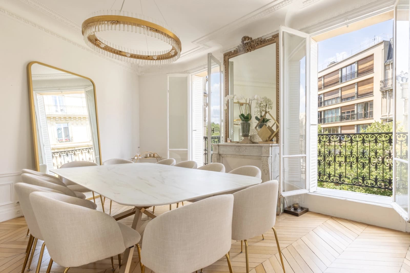 Space Haussmannian Apartment - 1
