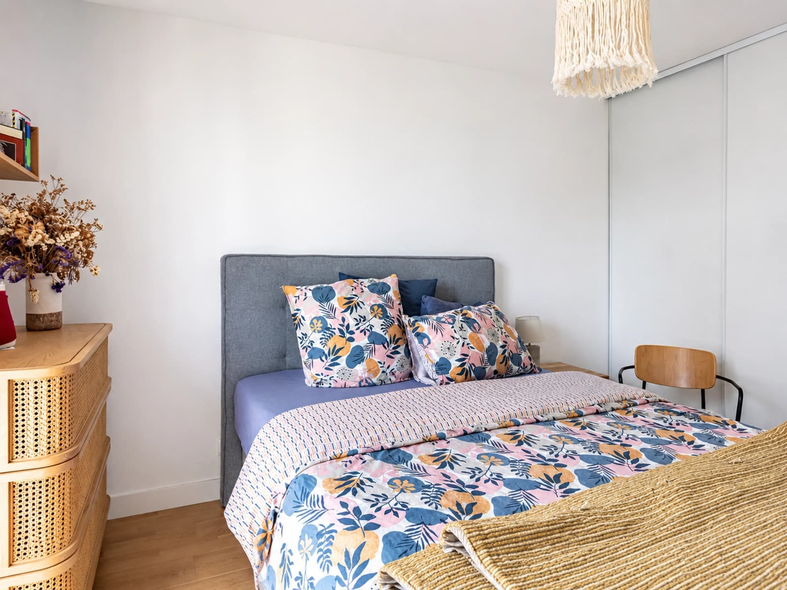 Space Charming, bright apartment with terrace - 4
