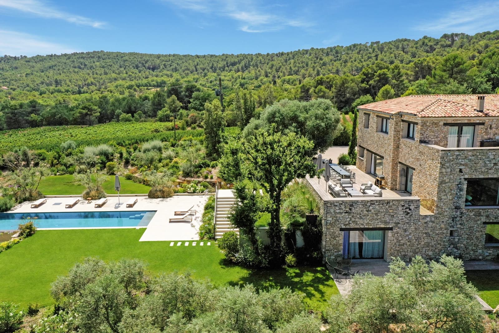 Space An exceptional estate in Provence - 2