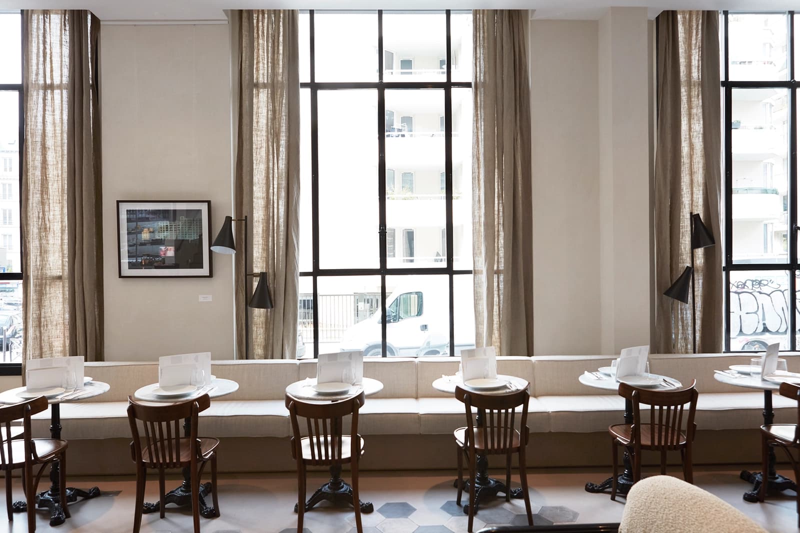 Meeting room in Elegant, green and bright - 1