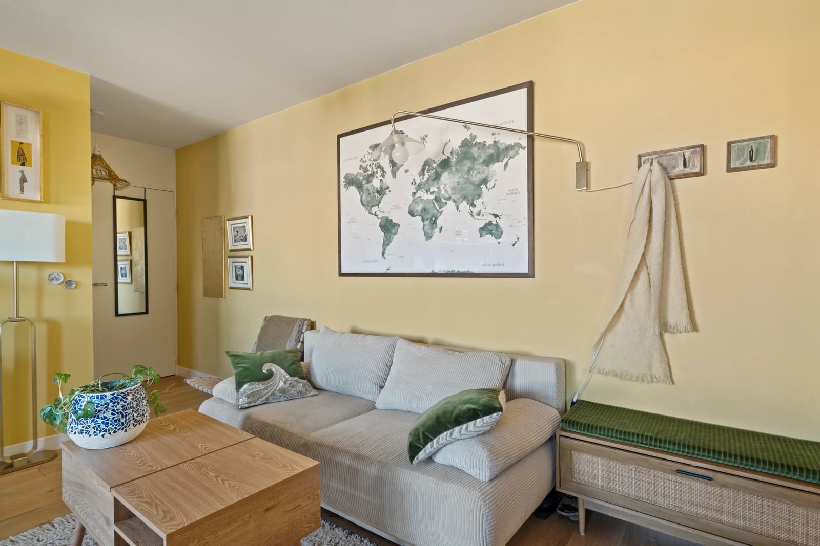 Space Apartment near the Puces de St-Ouen, unique atmosphere - 4