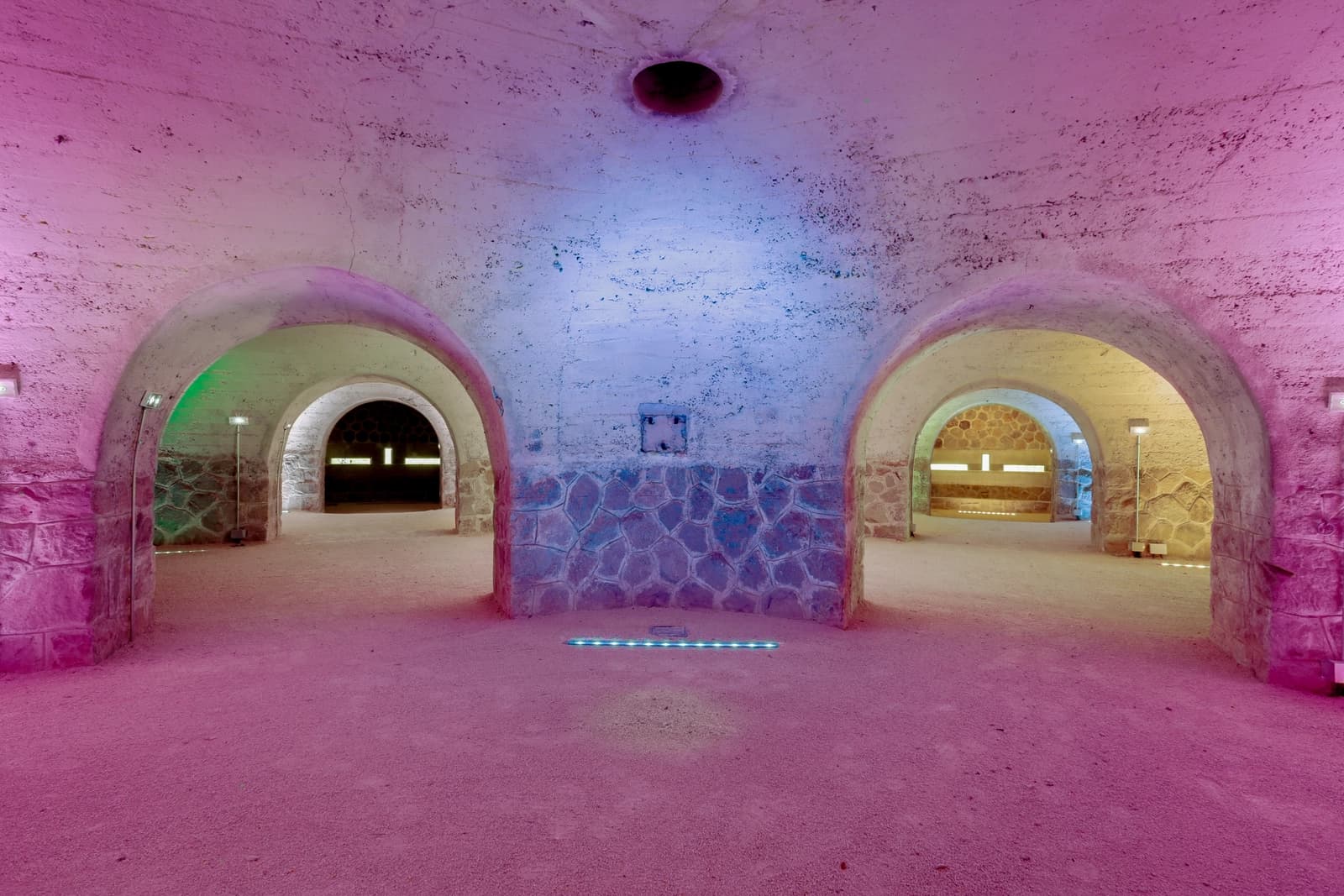 Espace Fort ancien: caponnière double au charme historique - 3