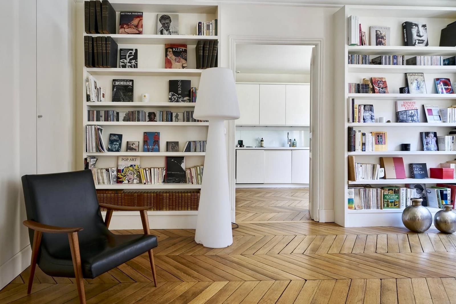 Space Beautiful, bright and warm contemporary Haussmann style - 0