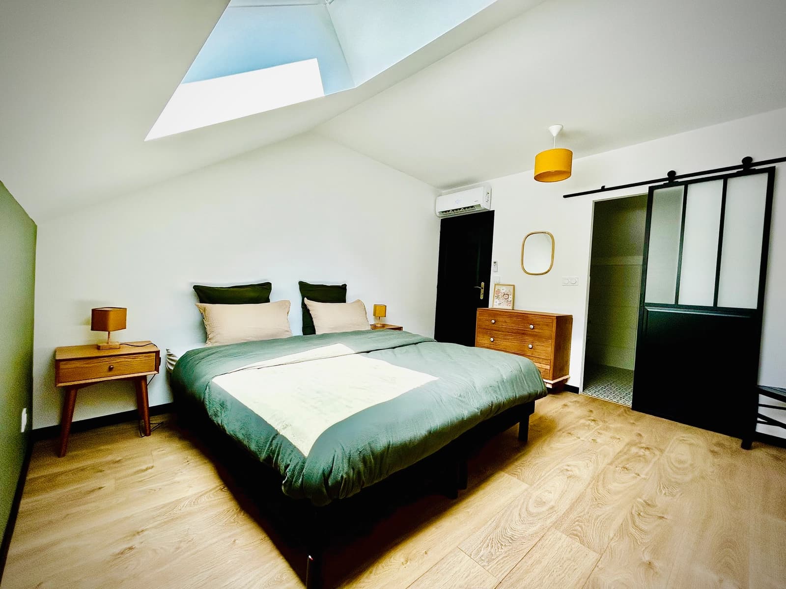 Space Gite and motorcycle rental - 1