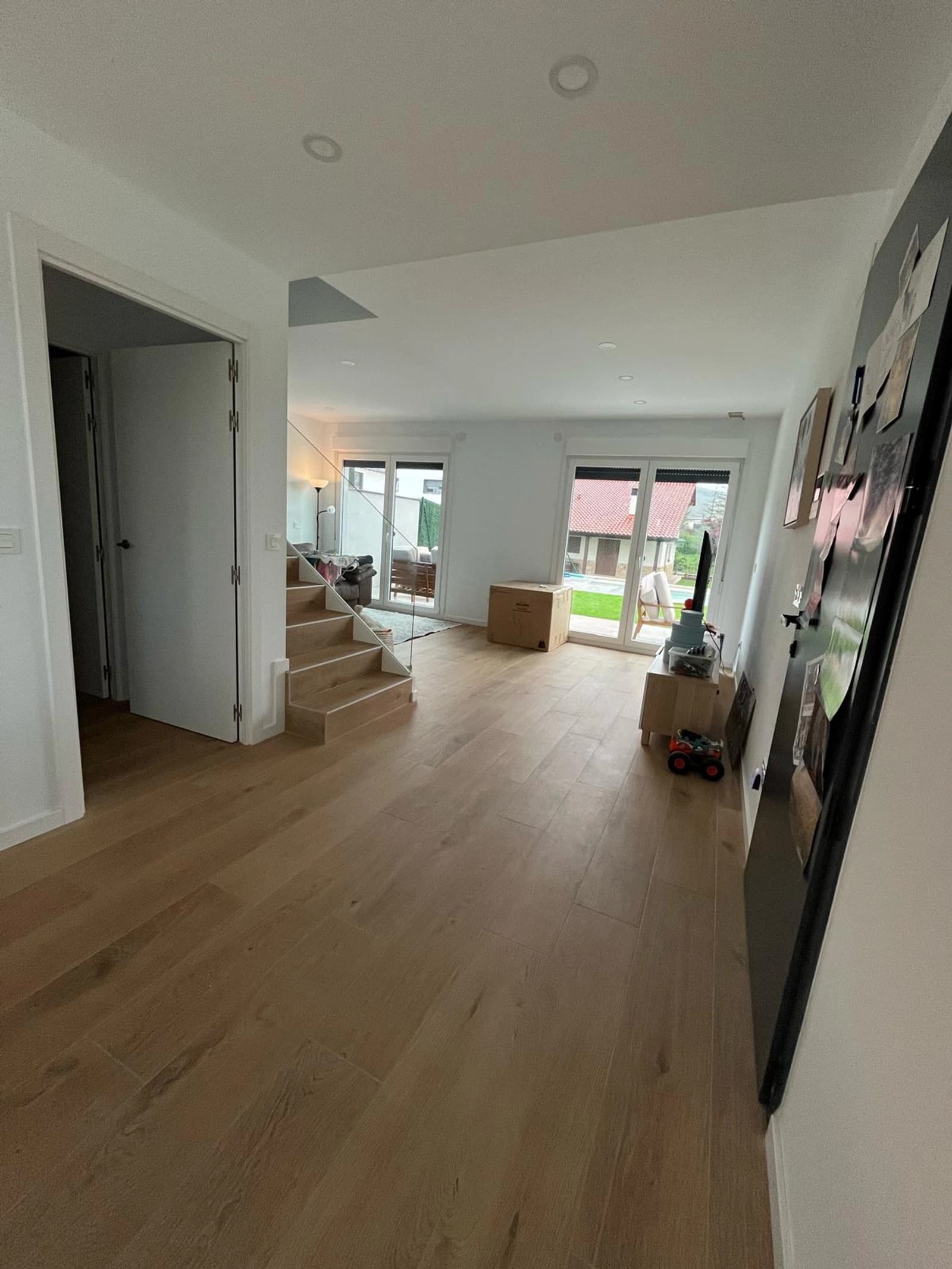 Espace Moderna casa con jardín a las afueras de Pamplona - 2