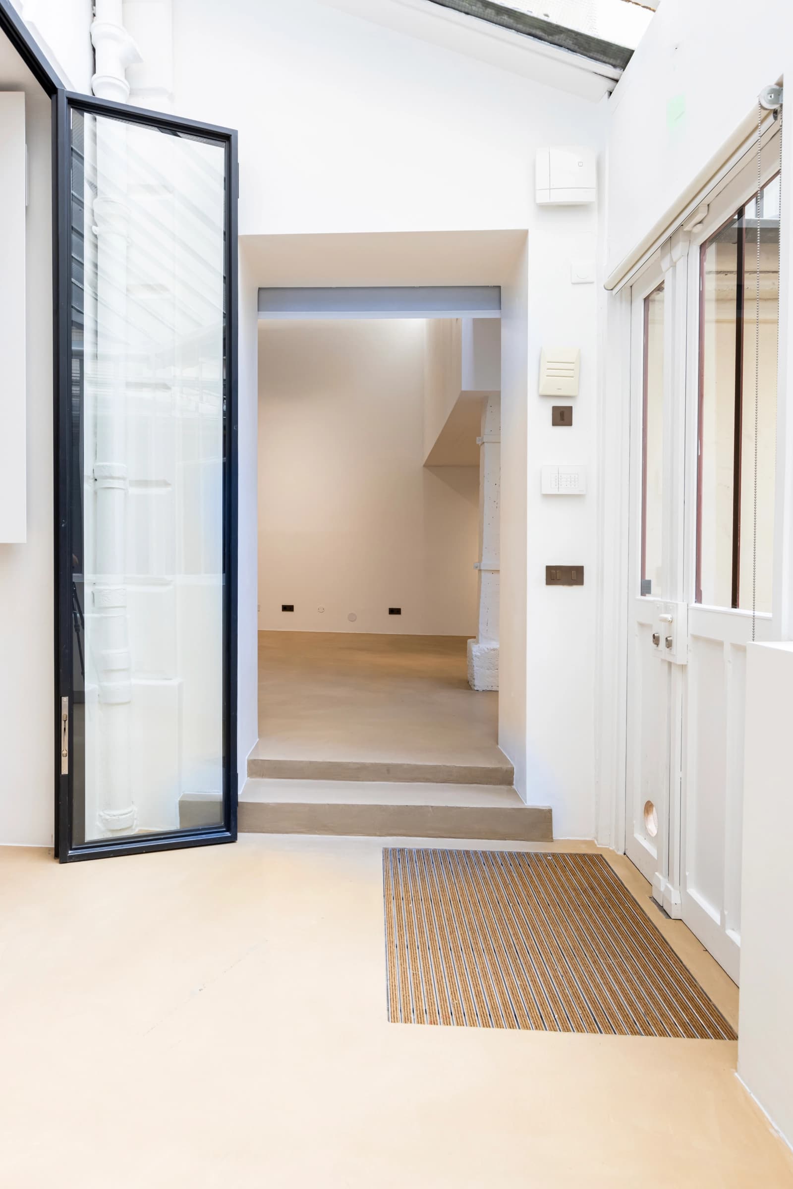 Space 120 m² modular spaces in the heart of the Marais, calm and discreet - 4