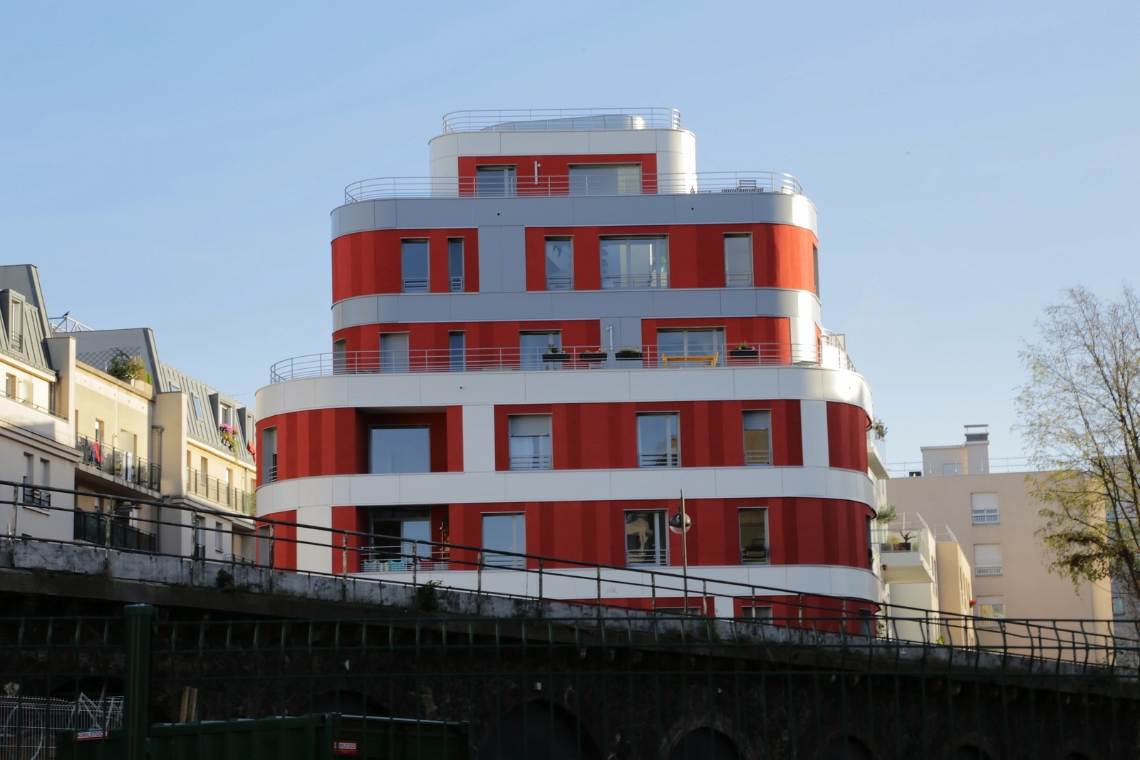 Space Magnificent duplex with a circular terrace of 114 m2 - 0