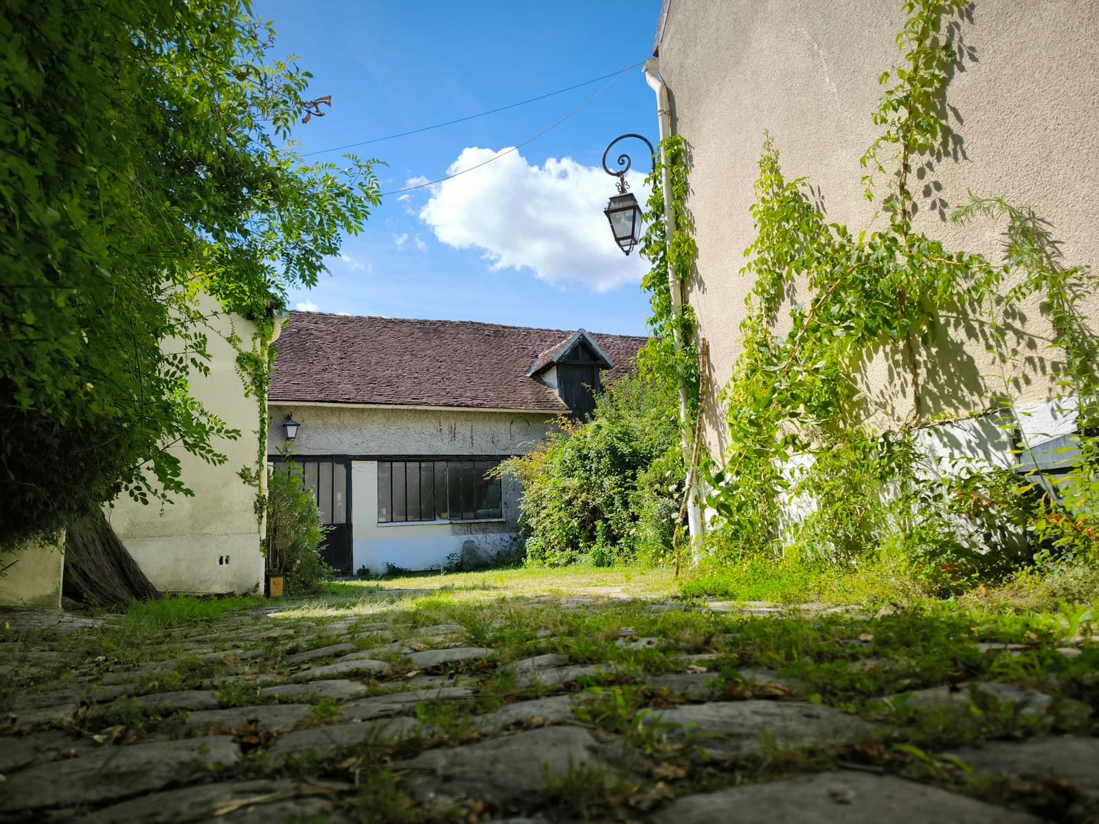 Espace Ancien corps de ferme avec hammam, spa, grange, cour intérieure - 0
