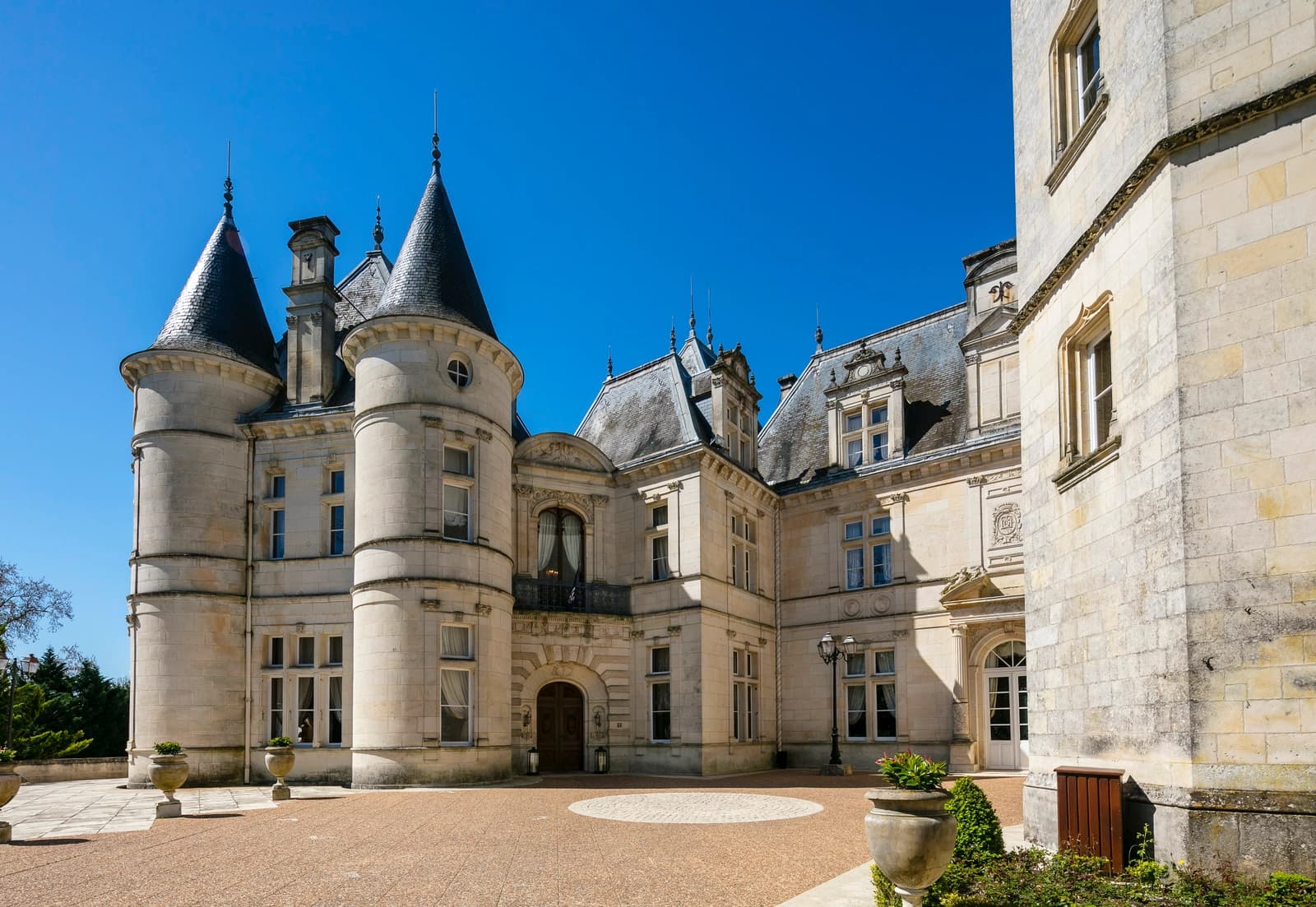 Space Château de luxe - Art de vivre à la Française - 0