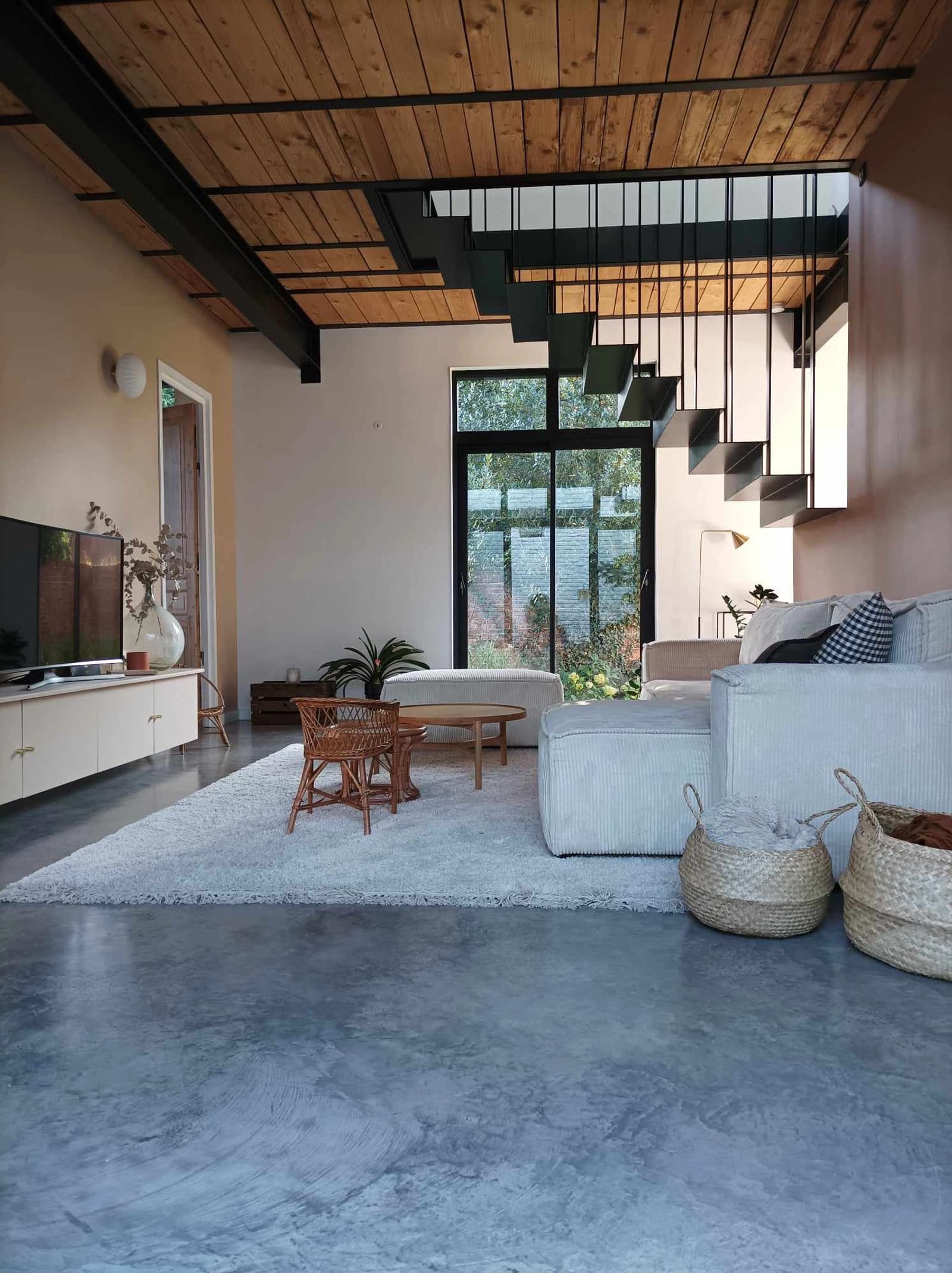 Space Quiet, bright house with glass roof - 3