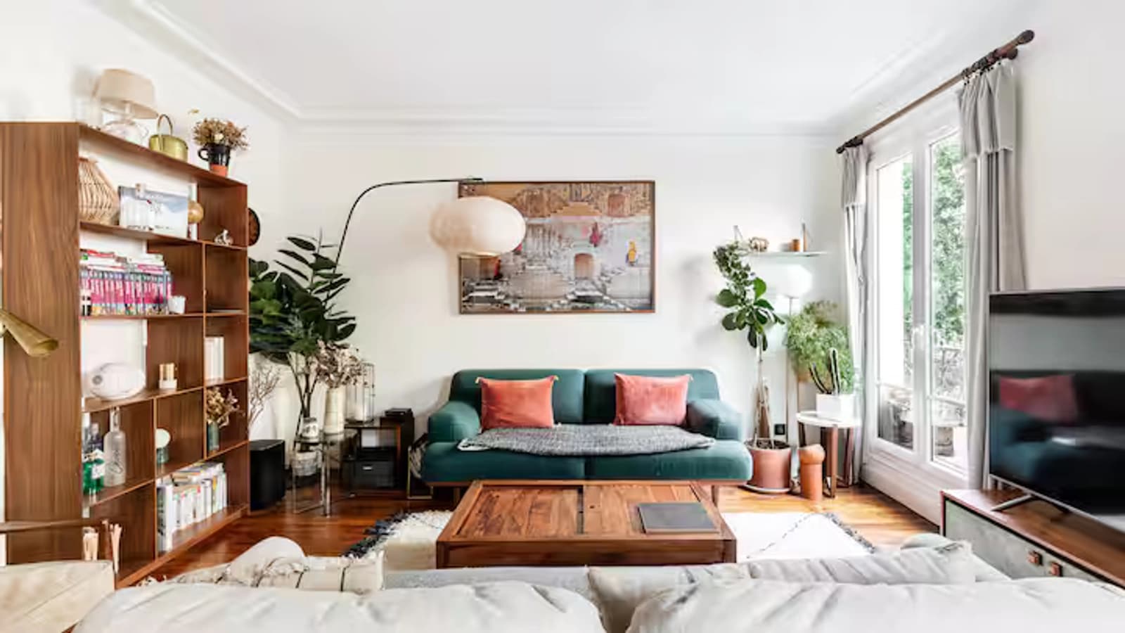 Space Elegant apartment in Montmartre – Designer kitchen - 2