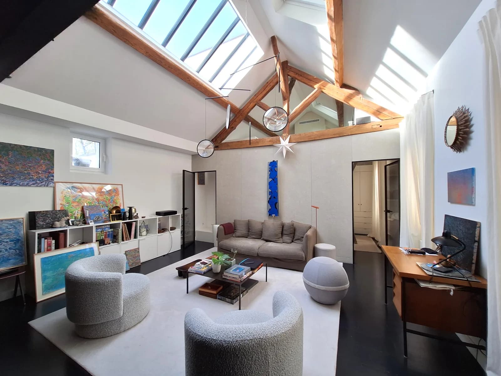 Space Artist's modern loft in the heart of the 8th arrondissement of Paris - 0