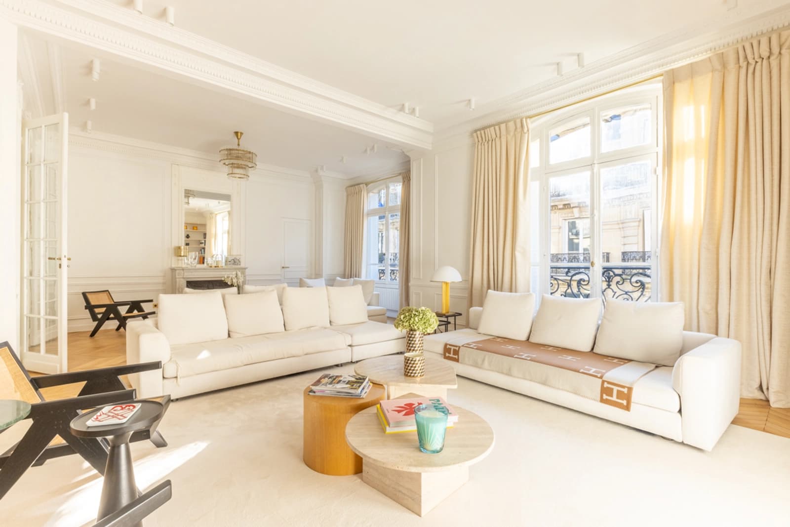 Space Parisian Apartment - 0