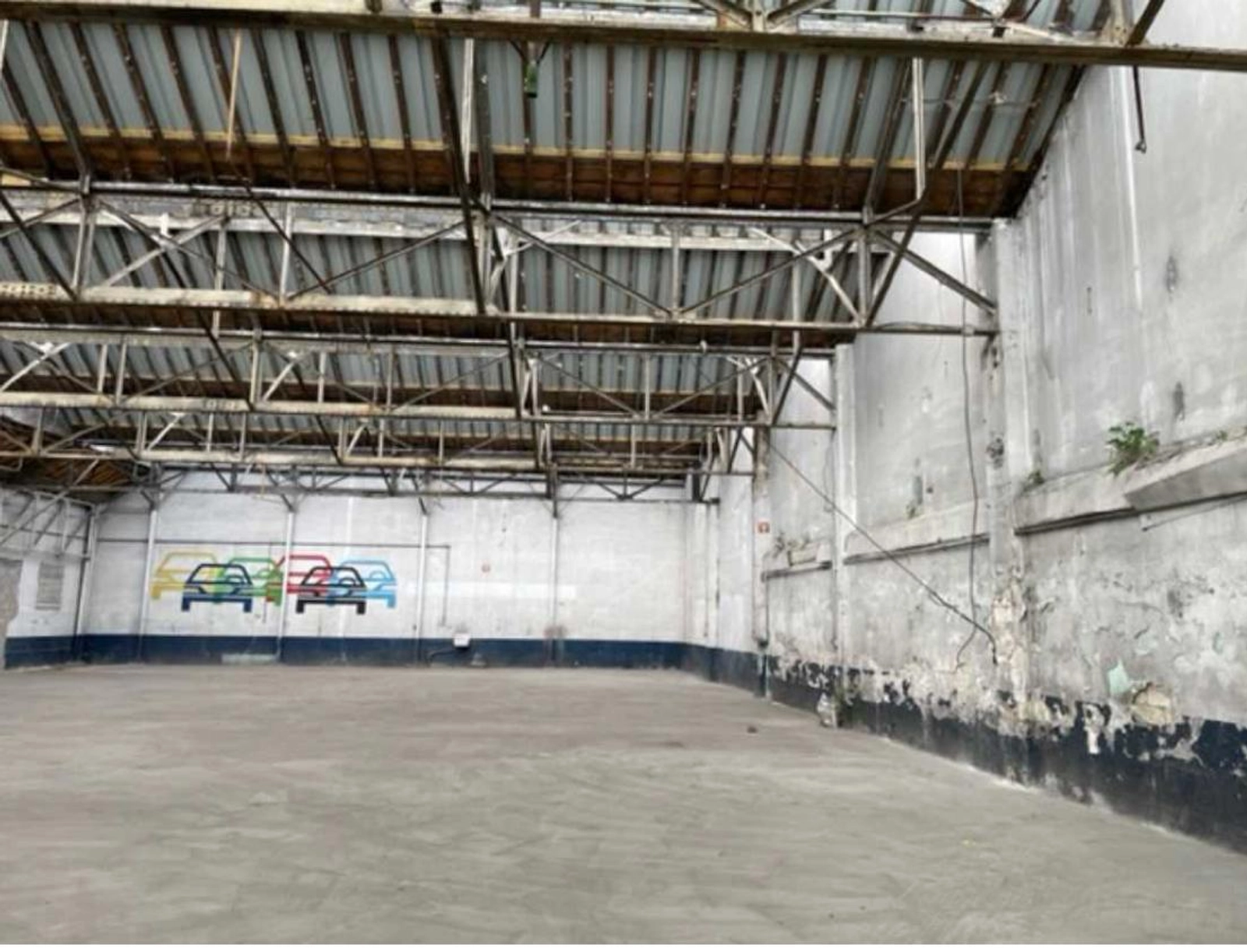 Space Warehouse 900m² 1 hour from Paris - 1