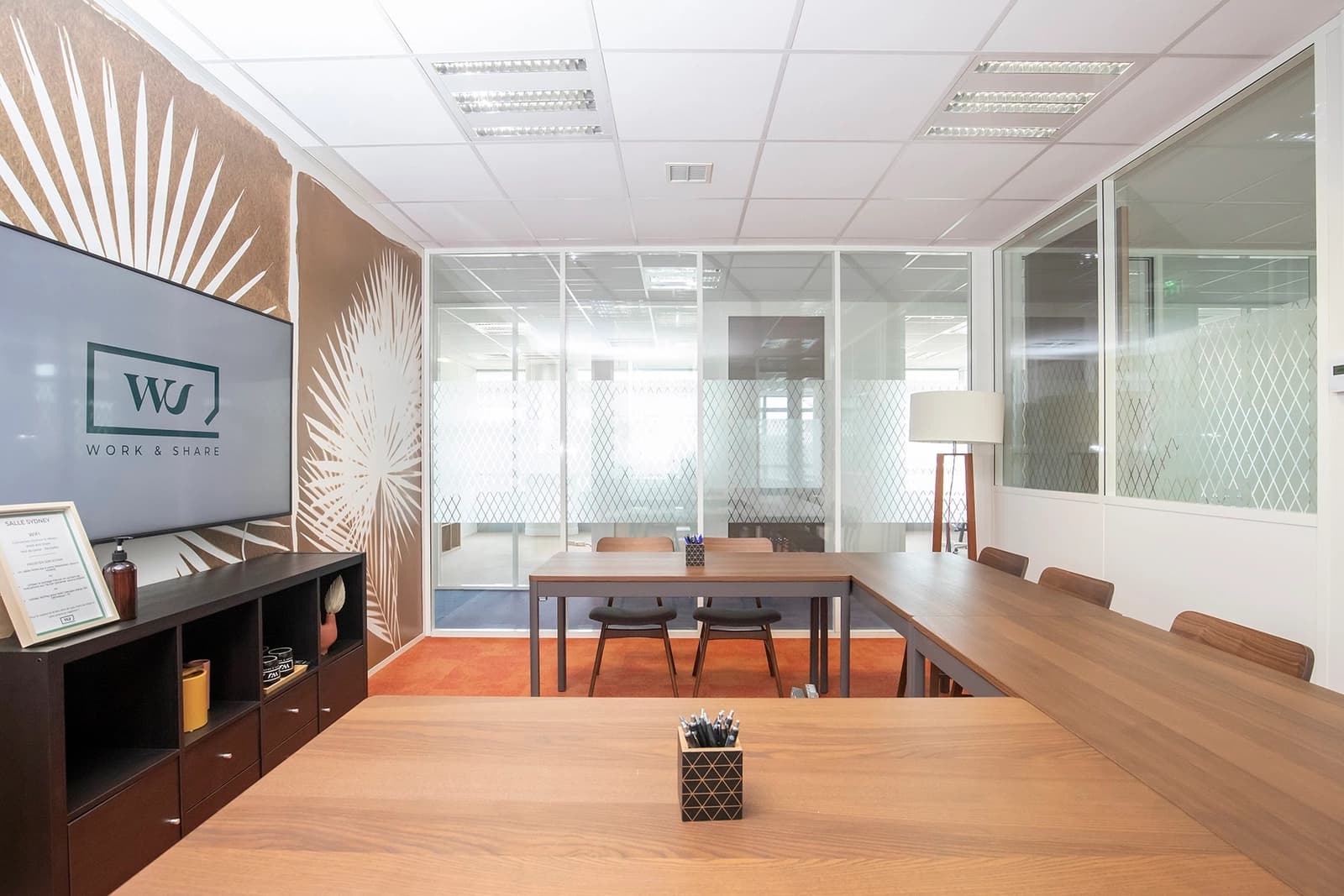 Space Inspiring and Creative Space in Saint-Denis - 1