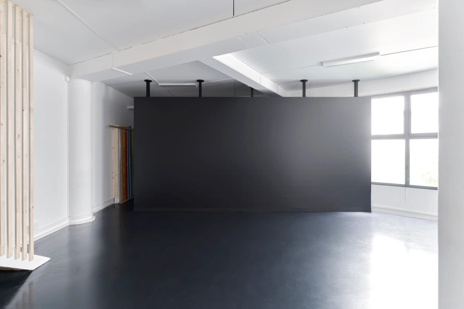 Space Studio 200m2 in the 11th arrondissement - 1