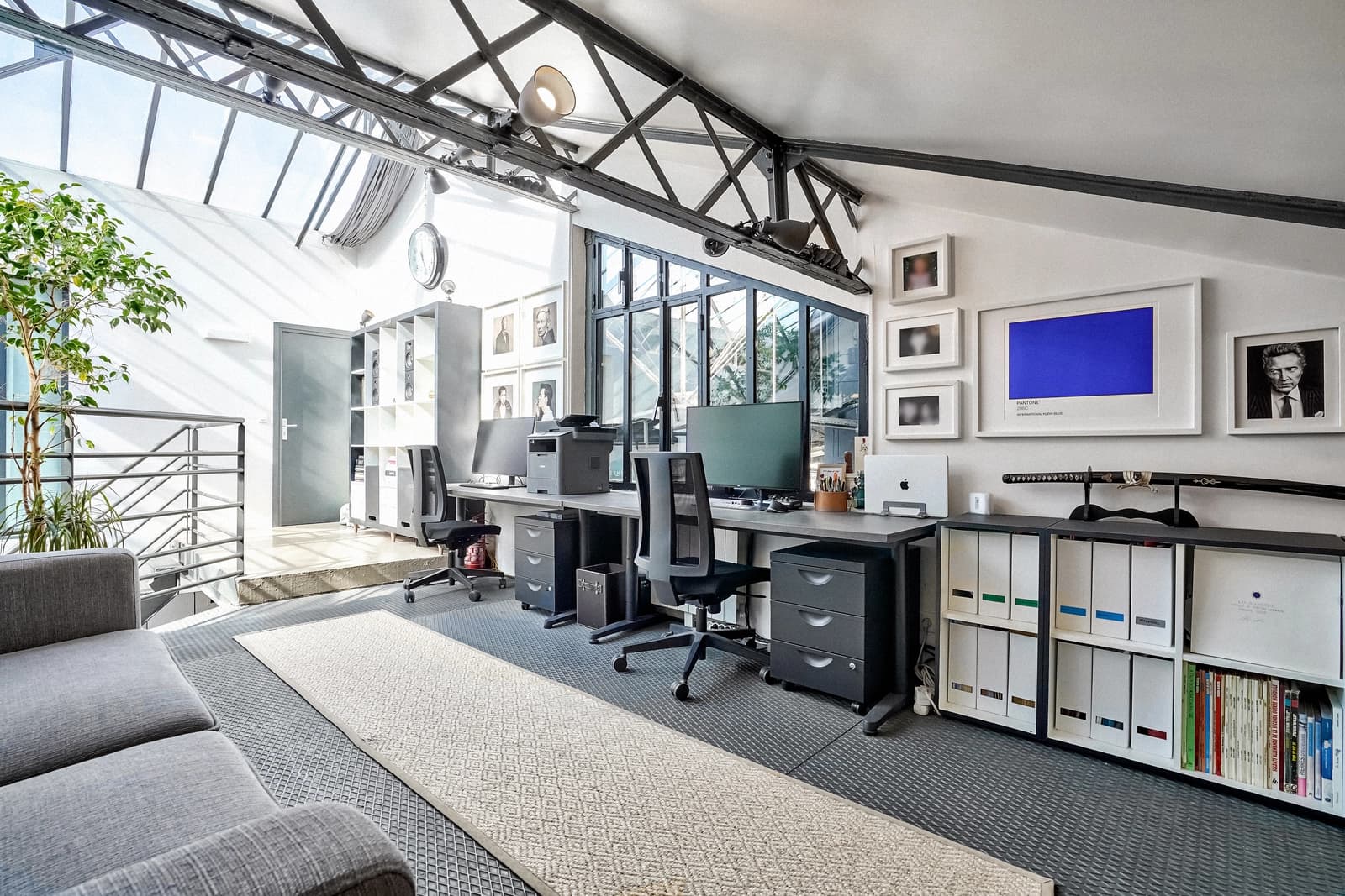 Space Large industrial loft: Eiffel, bricks and glass roof - 3