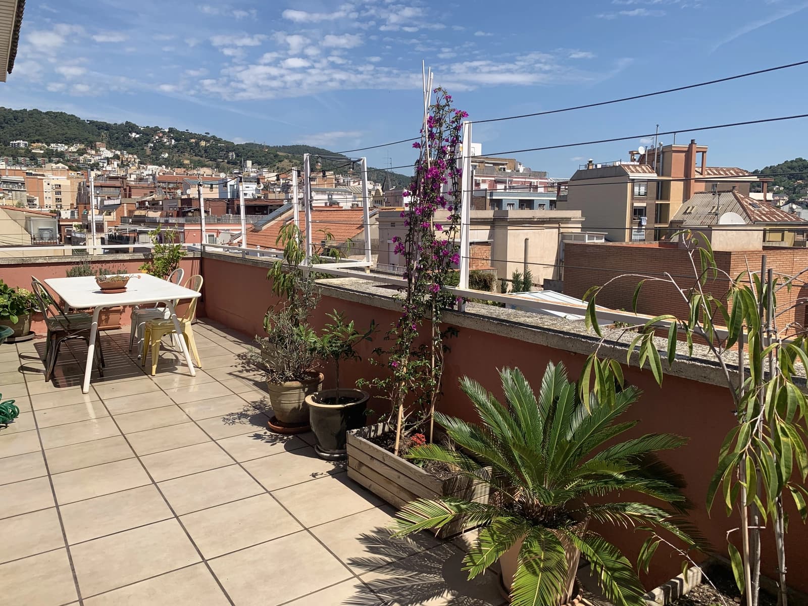 Space Penthouse with views and terraces in Barcelona's upper area - 2