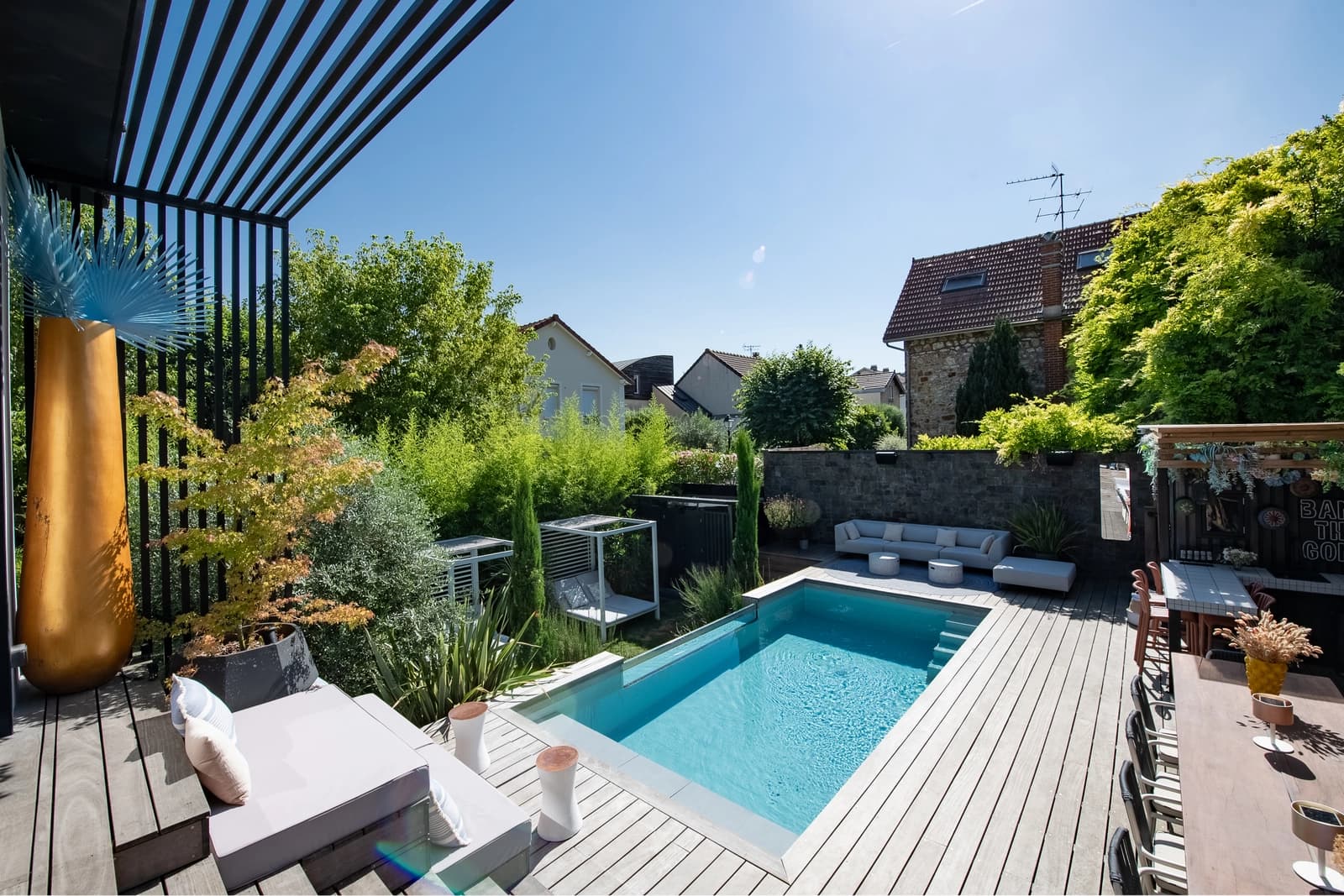 Space Contemporary house with pool, terrace and garden 5 km from Paris - 1