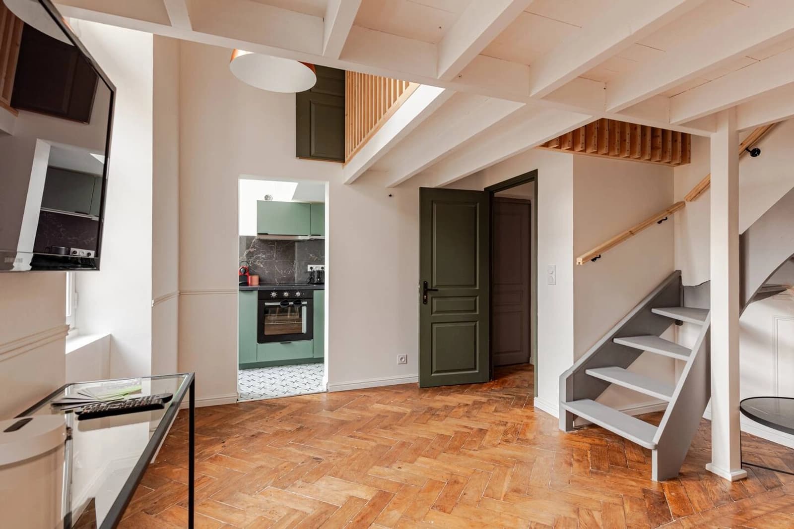 Space Loft apartment in a historic residence - 3