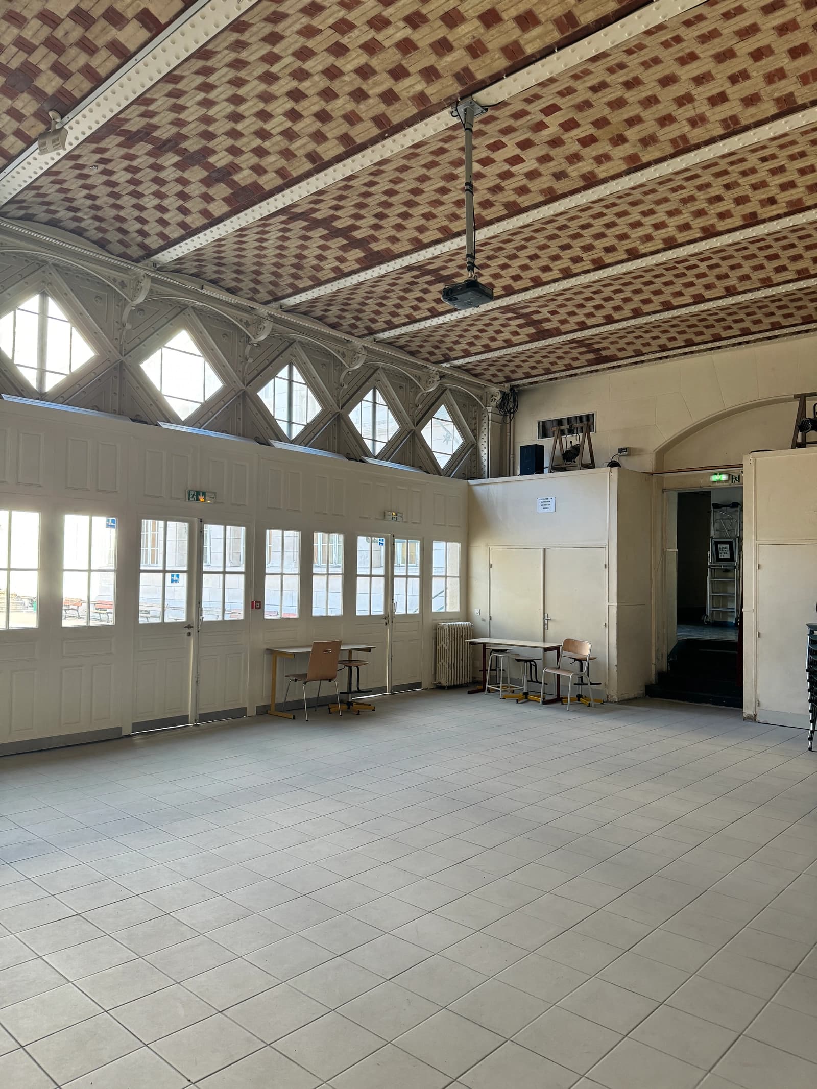 Espace Bureaux sci du rocher - 0