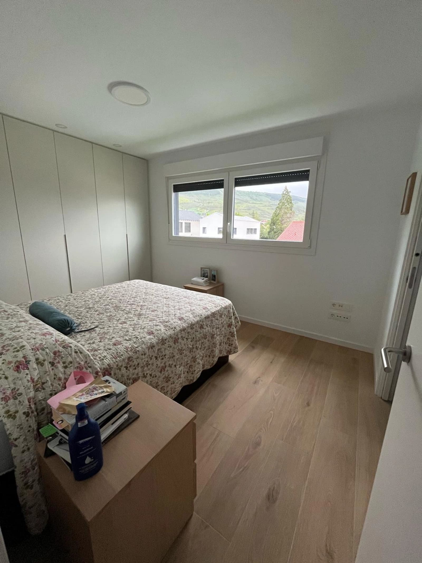 Espace Moderna casa con jardín a las afueras de Pamplona - 3