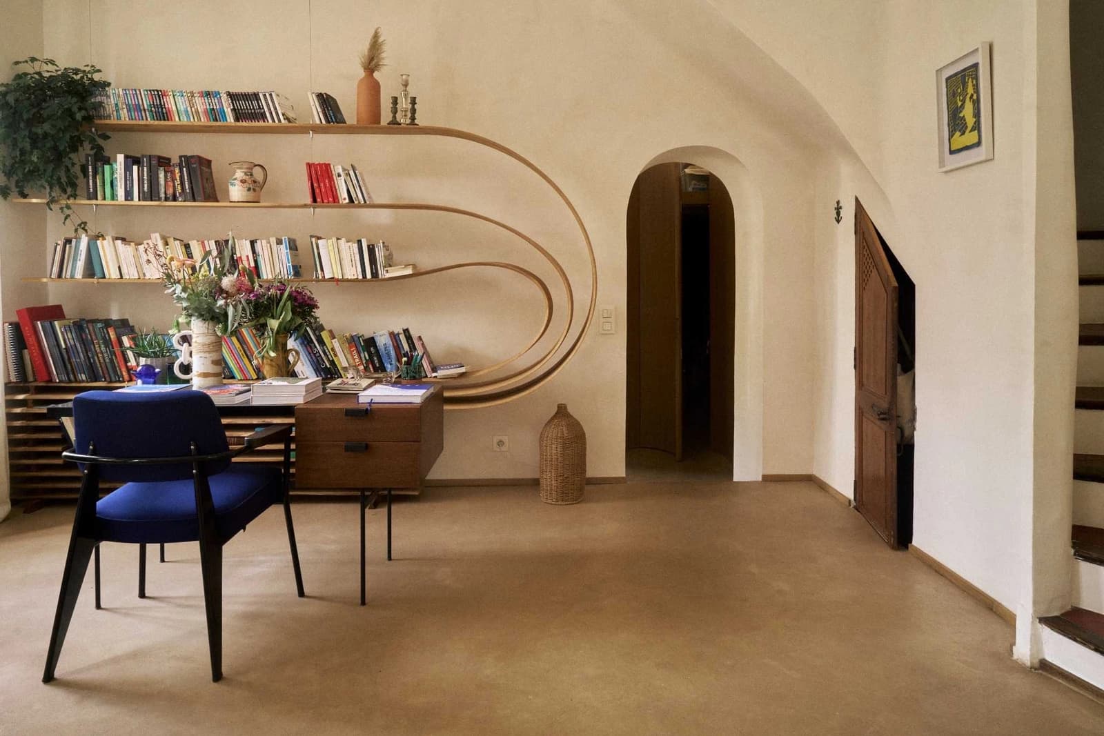 Space Elegant eco-friendly house nestled in a green haven by the sea - 2