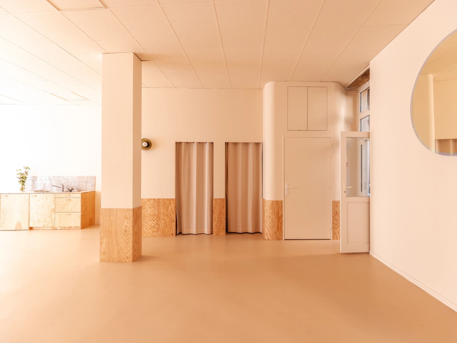 Space Yoga Studio - 4