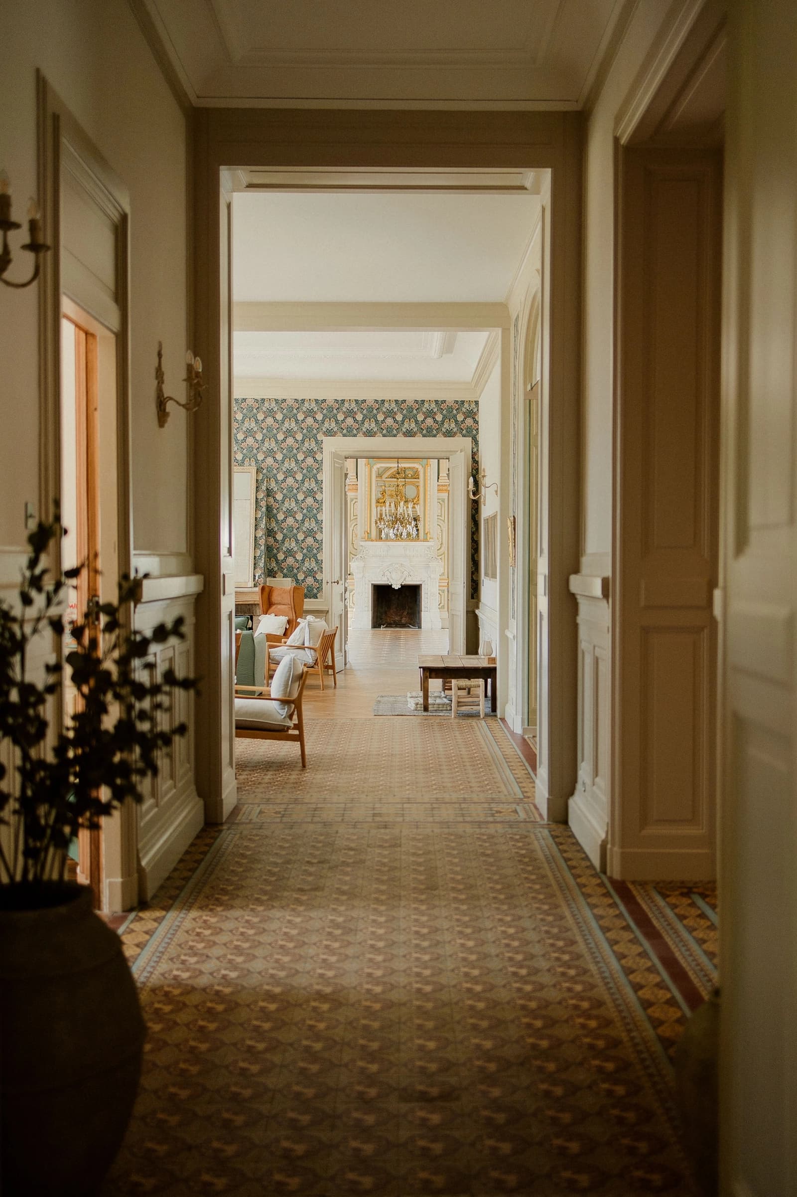 Space Fully renovated château for rent in the Beaujolais region - 3