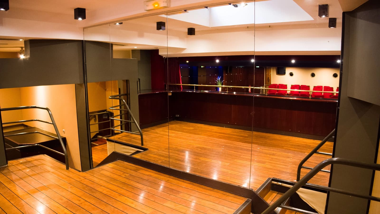 Espace Salle de cinéma art déco / théâtre à l'italienne - 3