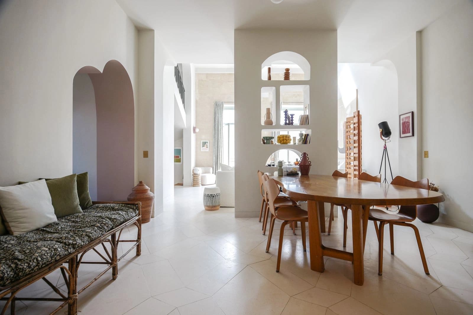 Space Apartment with high ceilings - 3