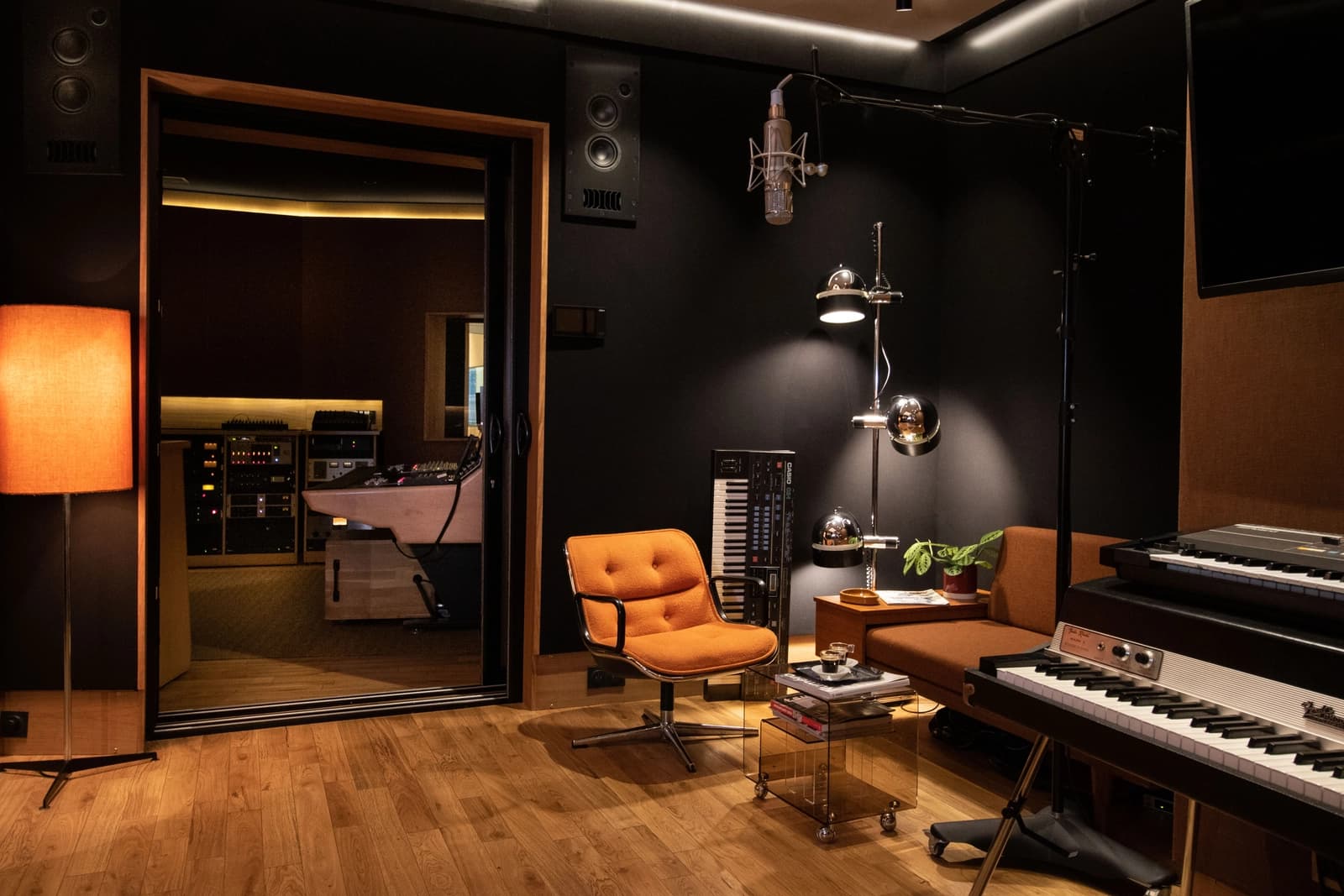 Space High-end music studio with a unique design featuring a Control Room & Live Room - 1