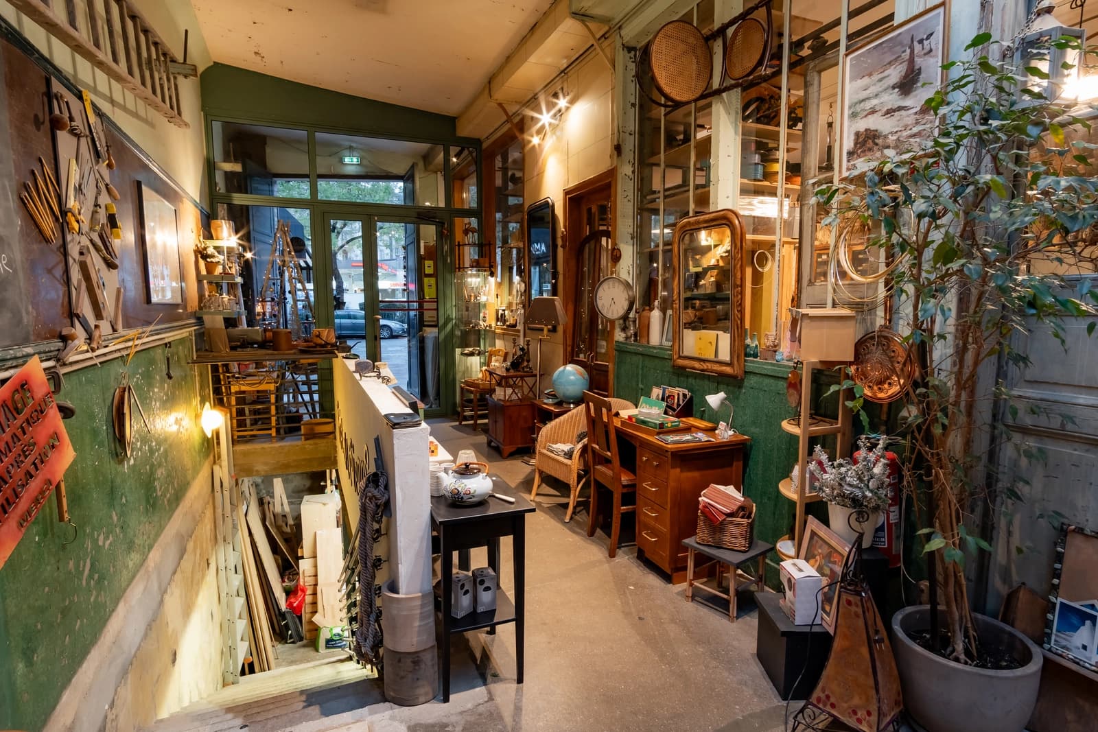 Espace Ancien atelier dans un bâtiment début XXem - 1