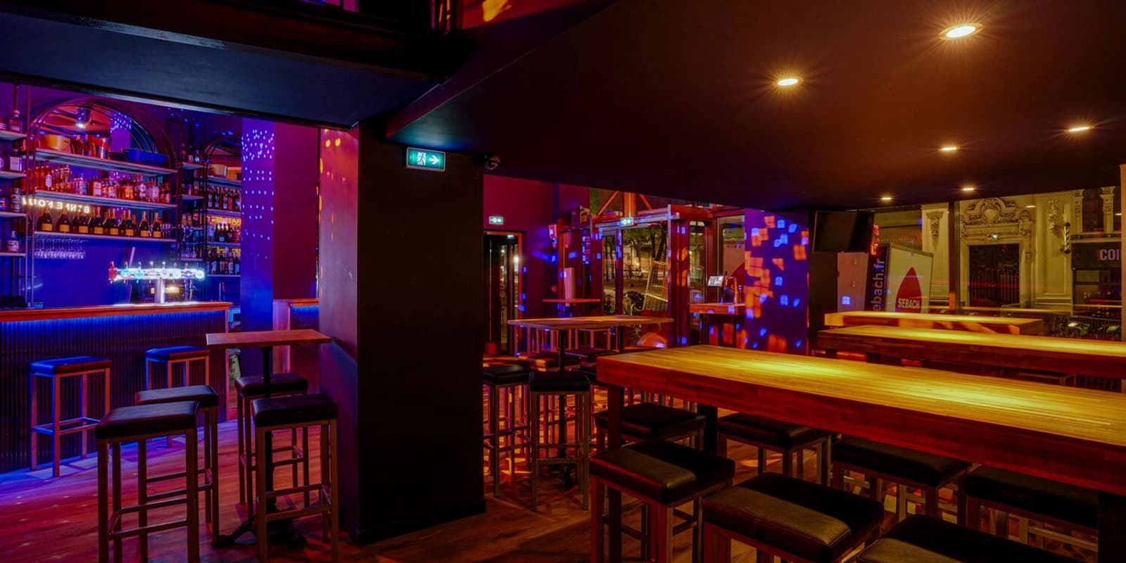 Space Friends' Bar, Parisian Nights - 2