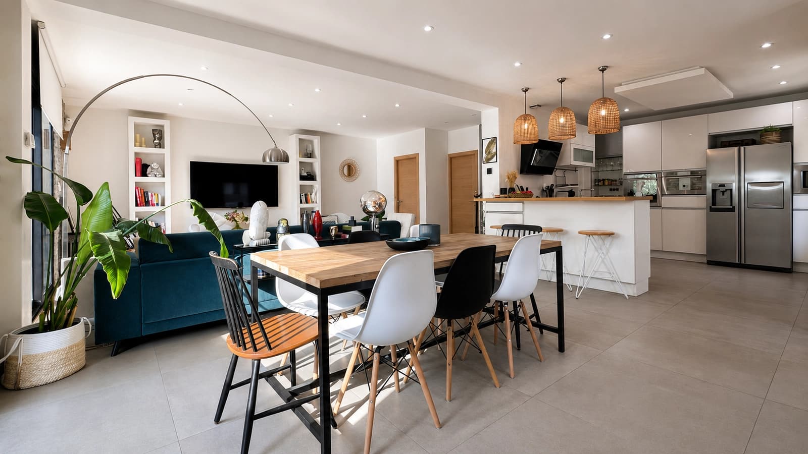 Architect-designed house 160m² with garden