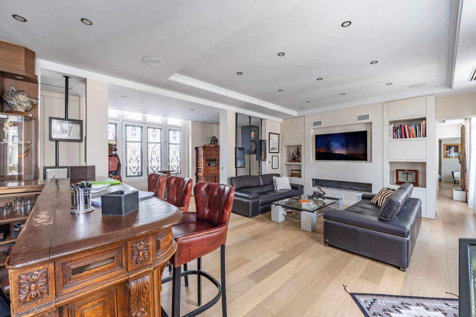 Salon dans Appartement haussmannien aux prestations luxueuses - 1