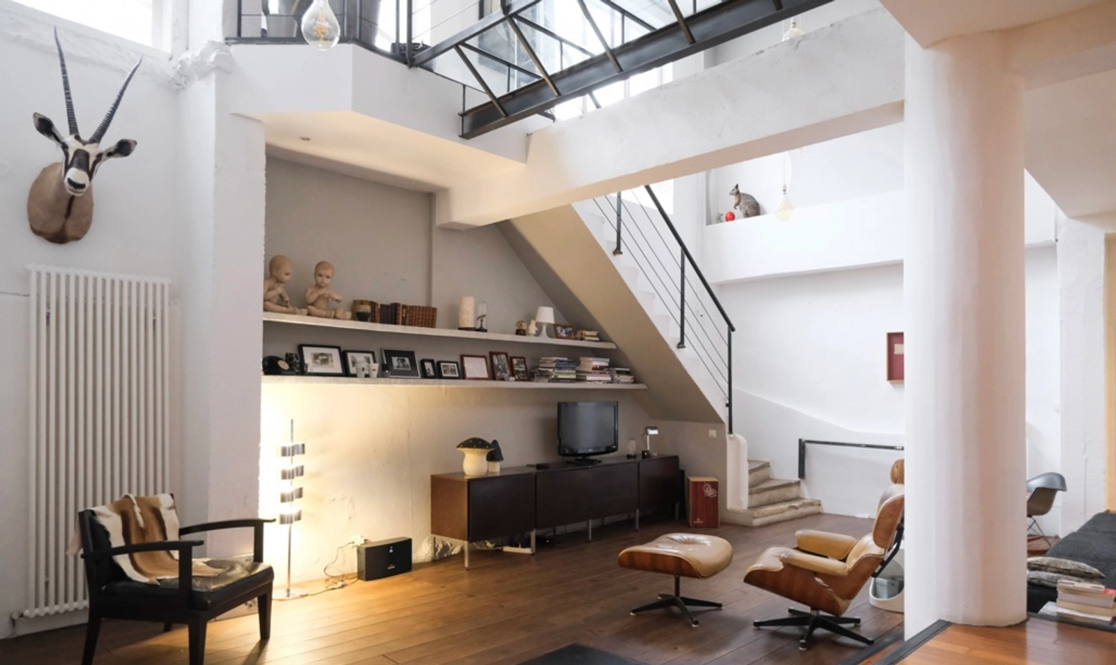 Space Character loft - 2