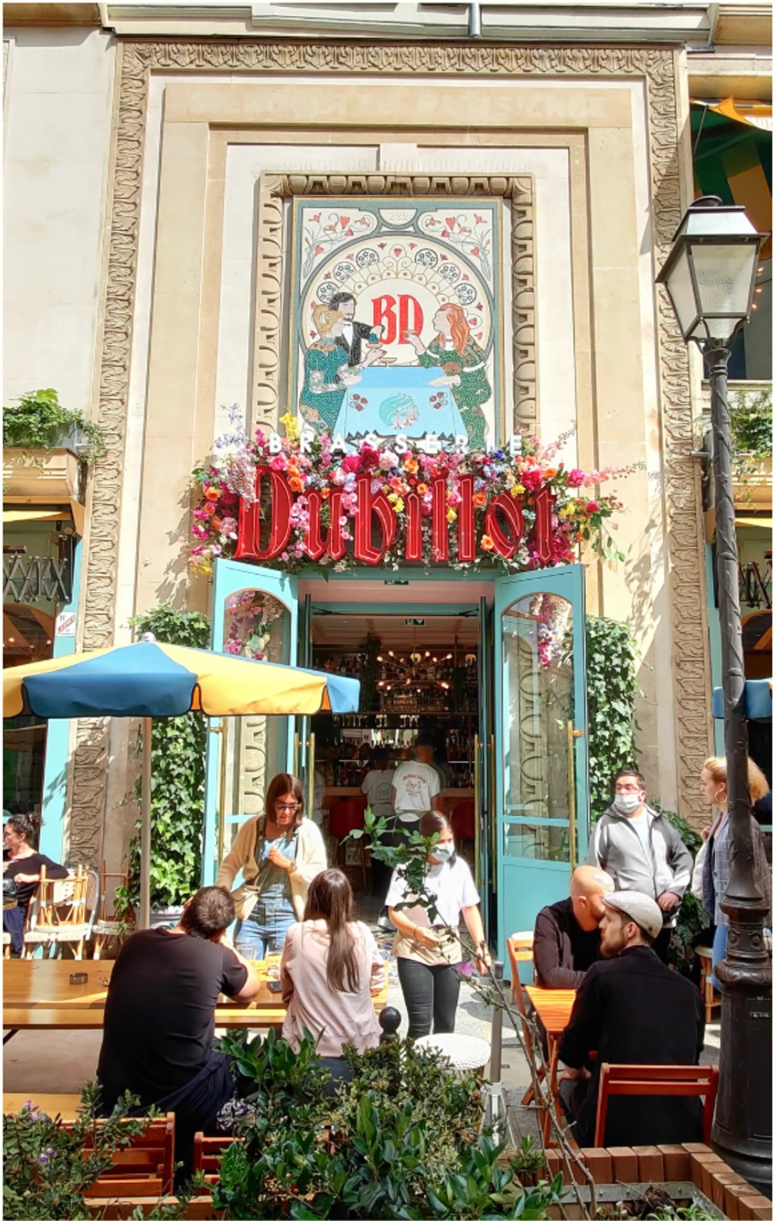 Espace Brasserie parisienne : le patrimoine français dans un décor frénétique - 4
