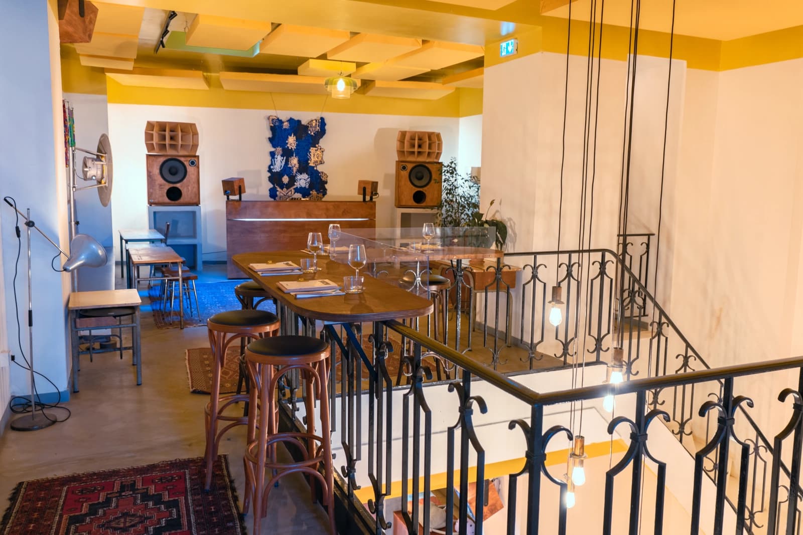 Space Audiophile bar-restaurant in the heart of Marseille - 2