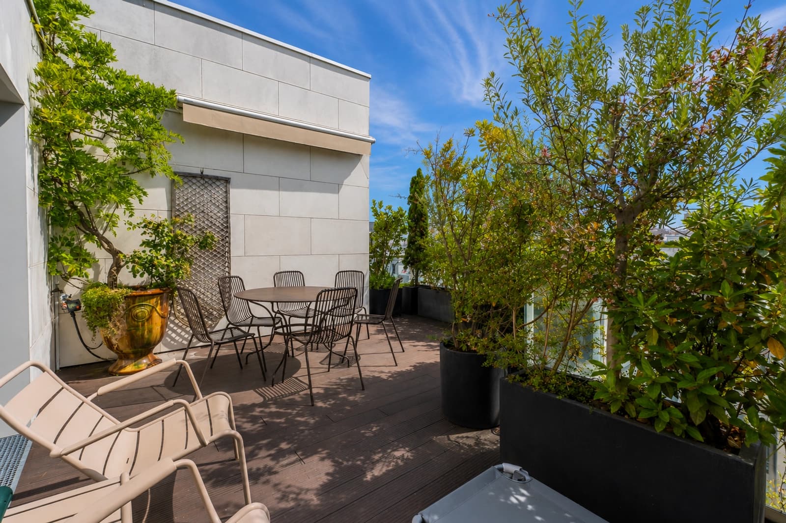 Space Paris Rooftop View - 3