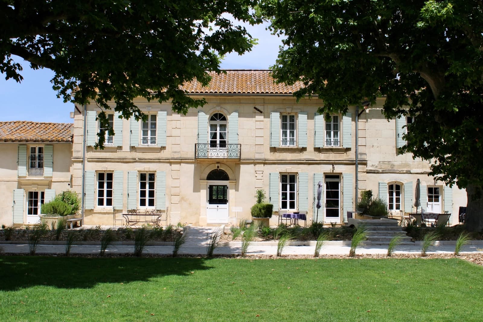 Espace Mas provençal privatisé au cœur de la Crau - 0