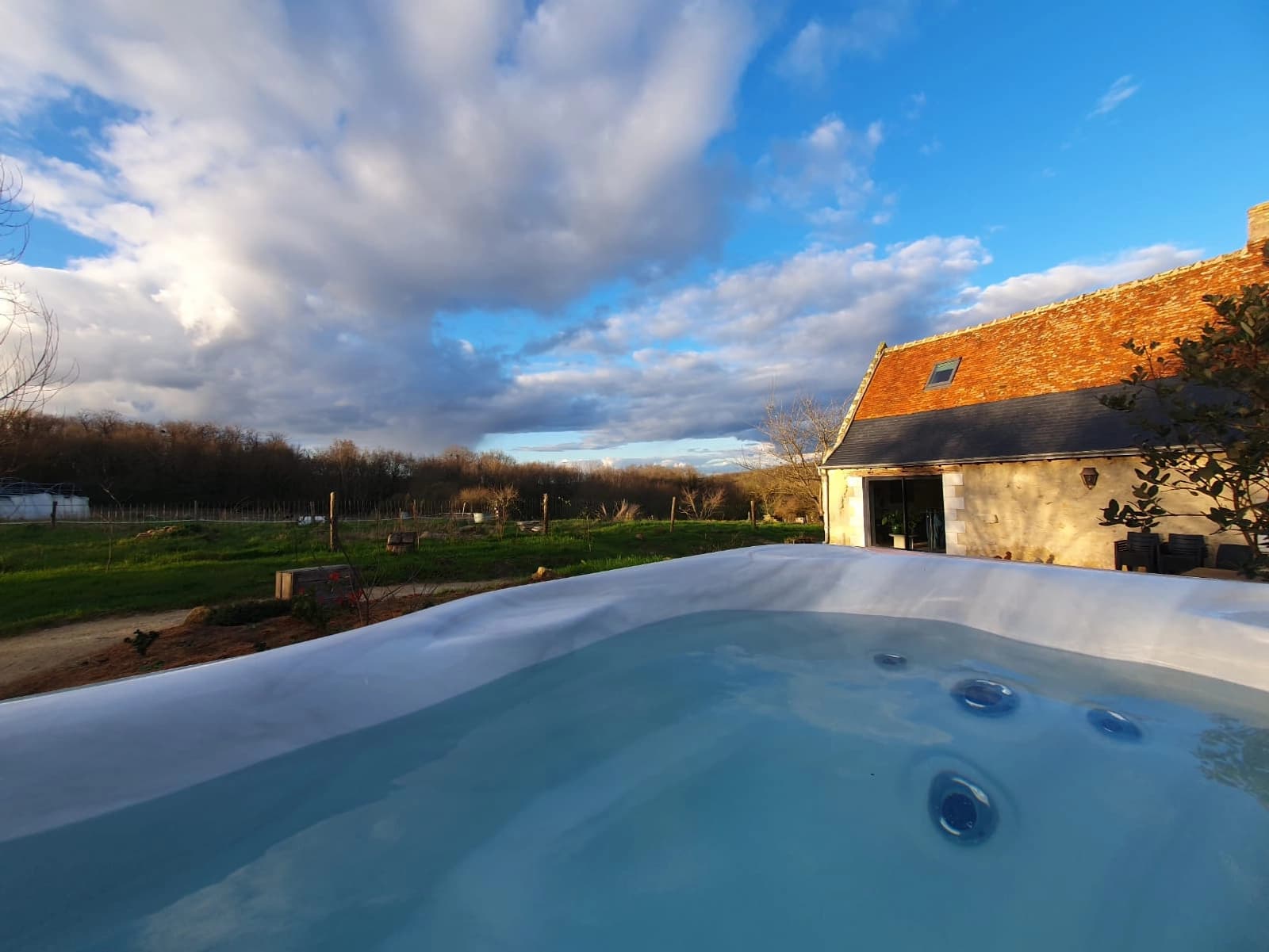 Space Propriété sur 5 hectare avec une habitation avec jacuzzi - 2