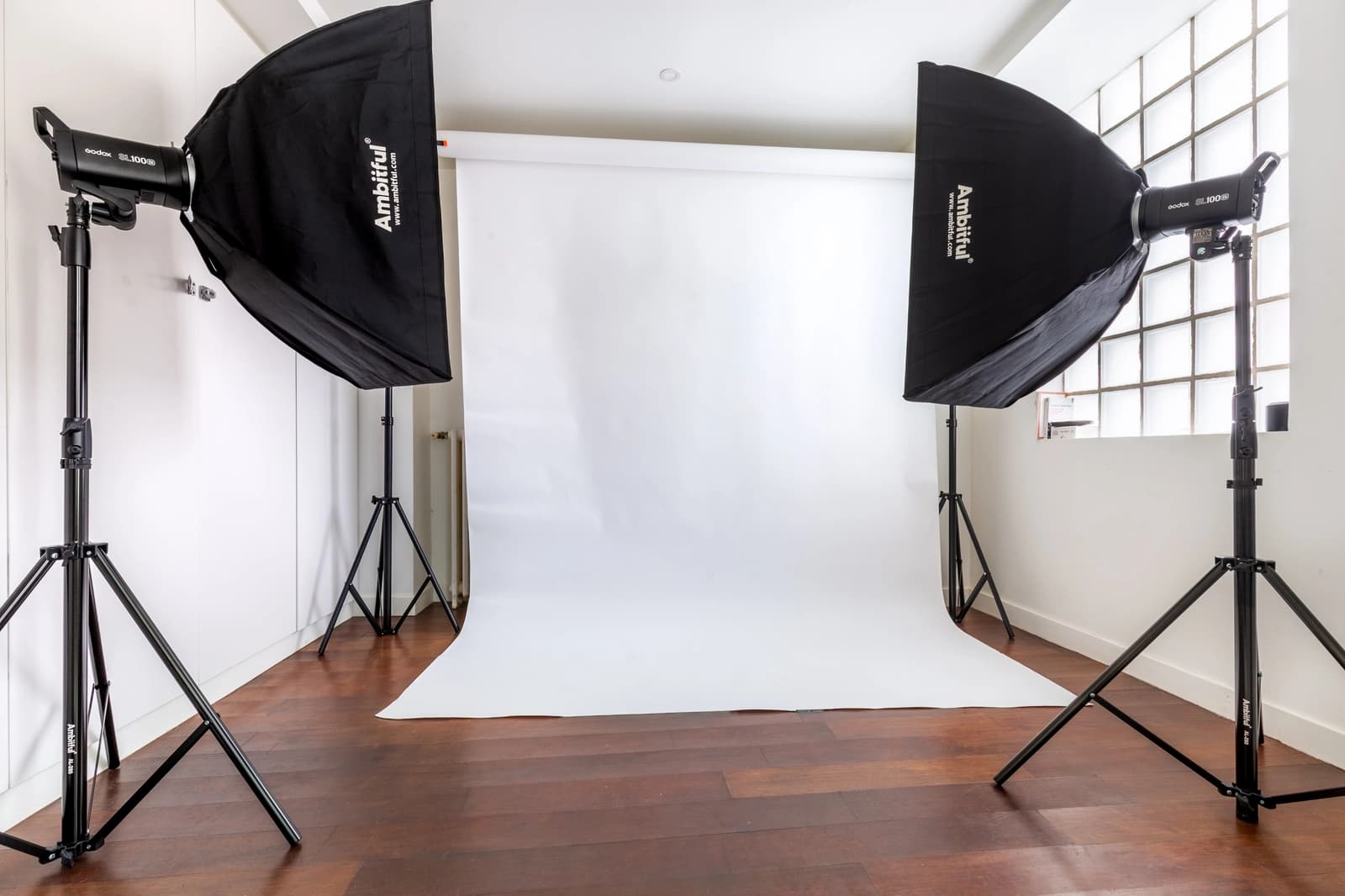 Espace Studio industriel idéal shootings et video - 2