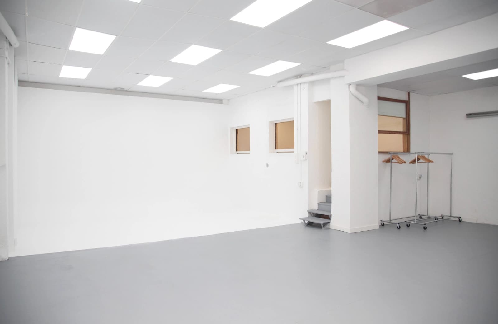 Space Photographic studio in Poblenou – 100 m² for productions - 0